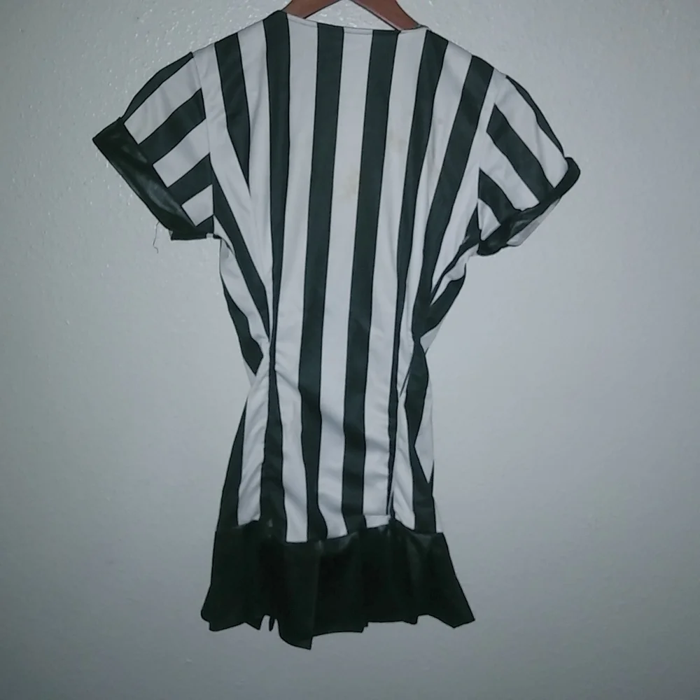 Leg Avenue S Referee Costume Zip Front Striped Dress in Black n White - Picture 7 of 8